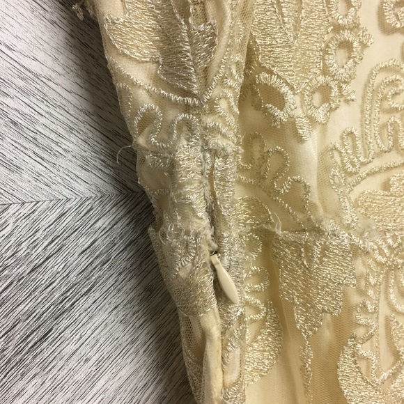 Chi Chi London | Gilded Grace Lace Dress Size 4 - Picture 7 of 9
